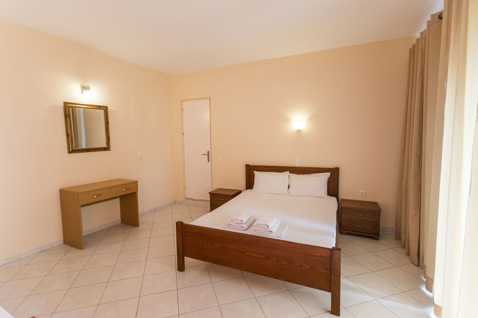Narkissos Rooms Parga Ngoại thất bức ảnh